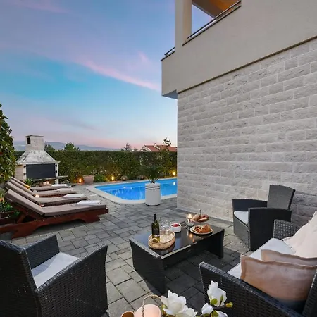 ヴィラ Bella Zadarvillas *