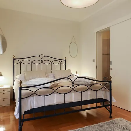 Bella Zadarvillas فيلة *